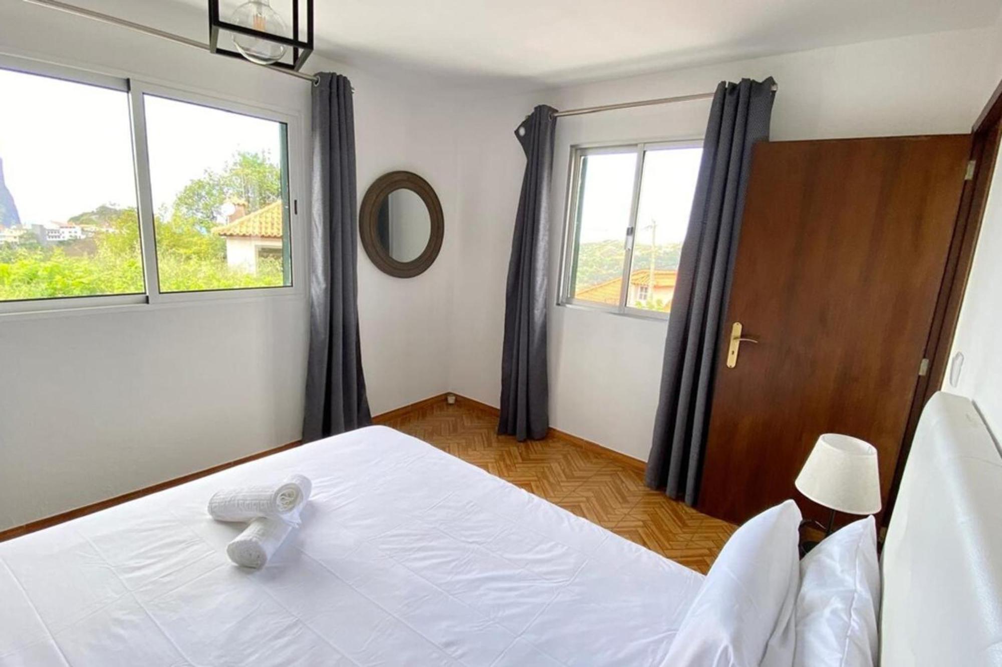 Picturesque Stay Porto Da Cruz Extérieur photo