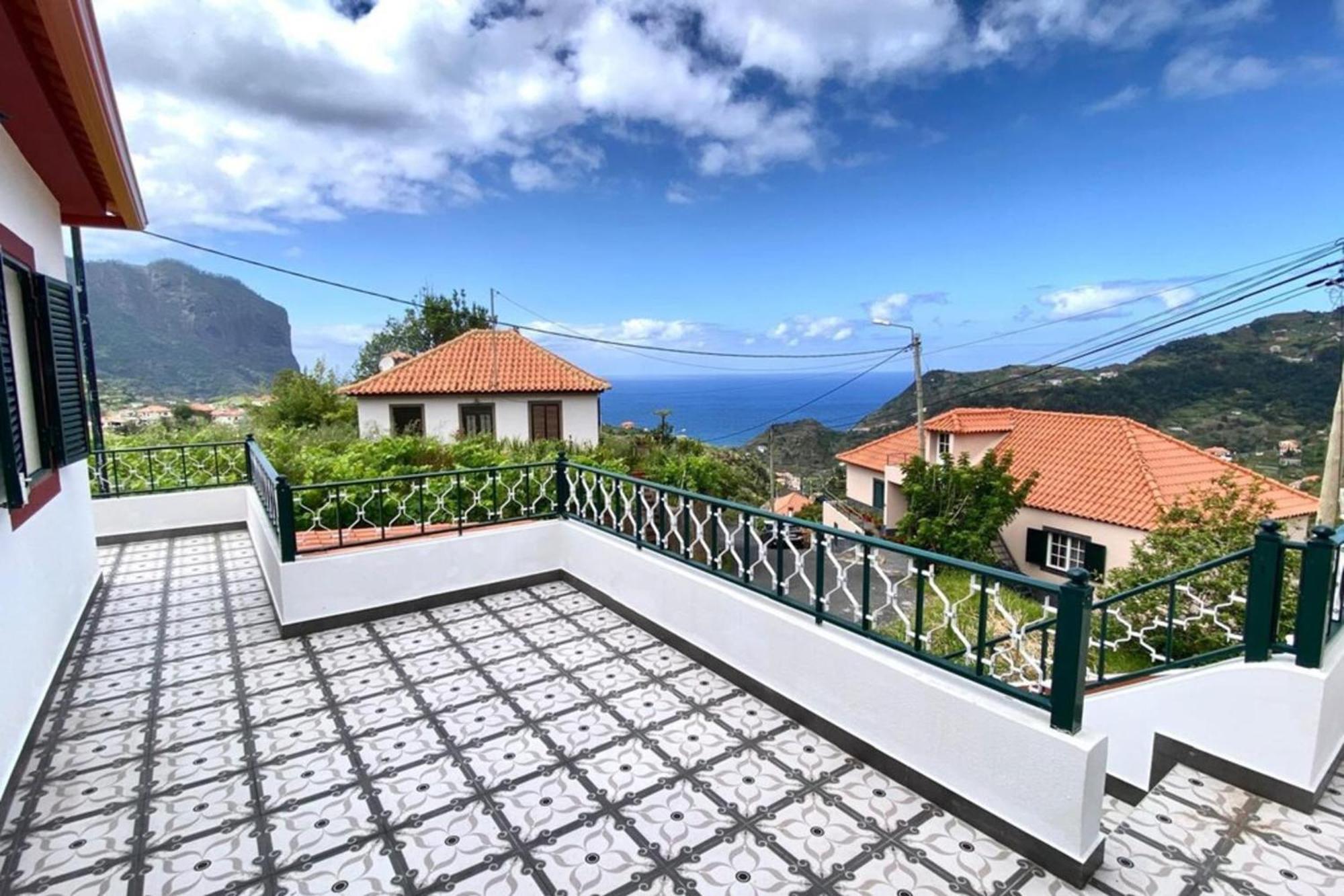 Picturesque Stay Porto Da Cruz Extérieur photo
